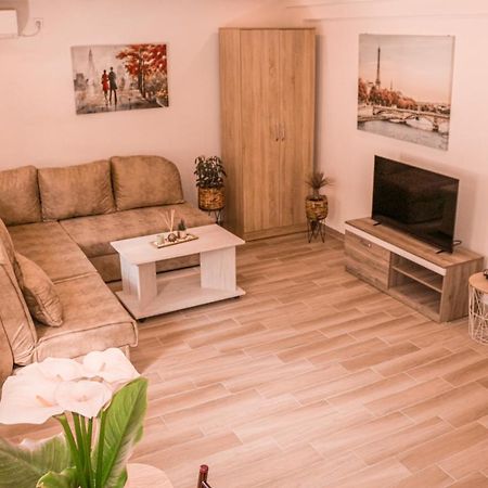 באר Apartmani Dumezic מראה חיצוני תמונה