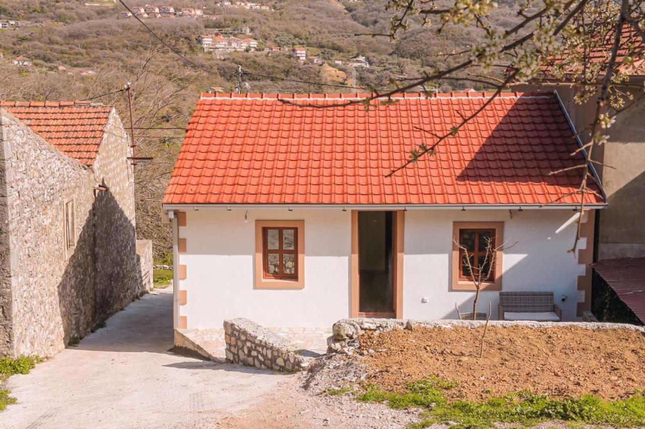 באר Apartmani Dumezic מראה חיצוני תמונה