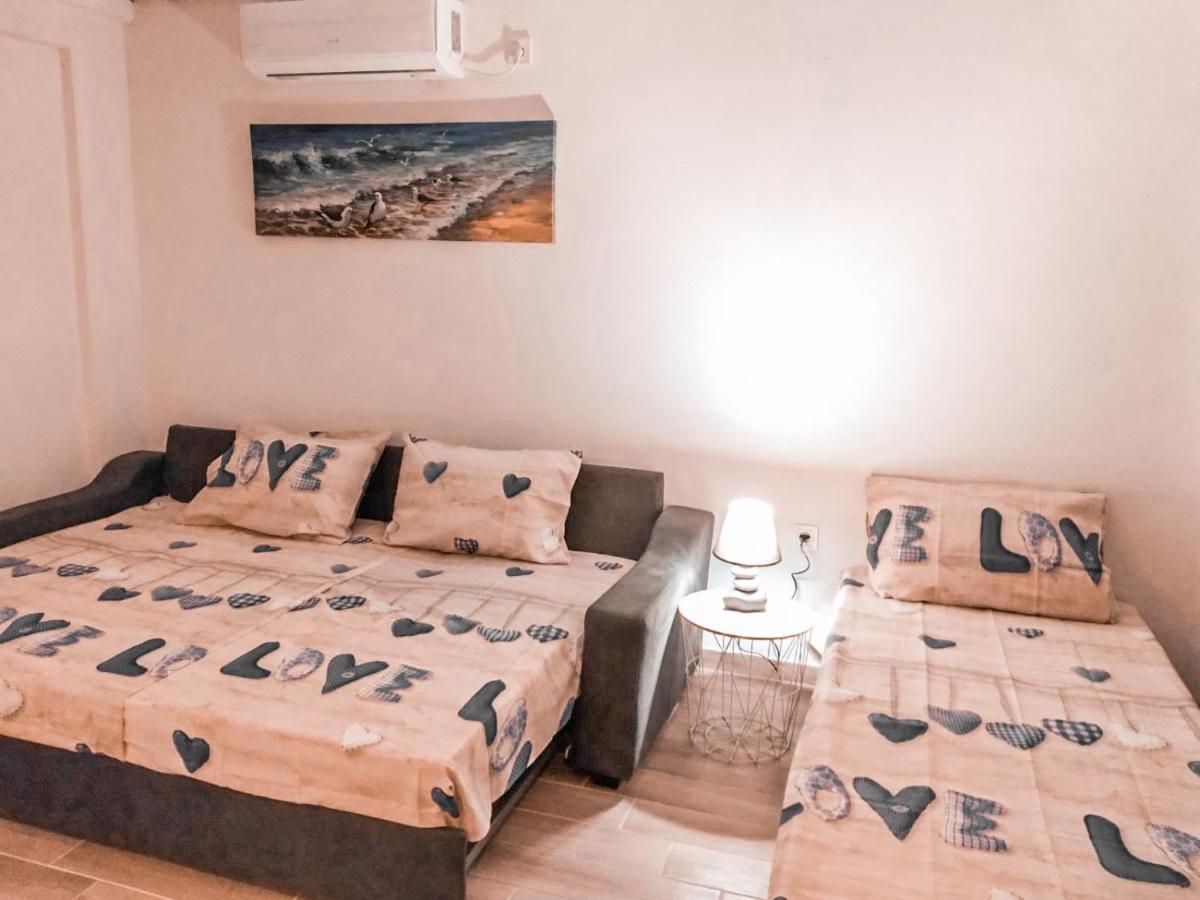 באר Apartmani Dumezic מראה חיצוני תמונה