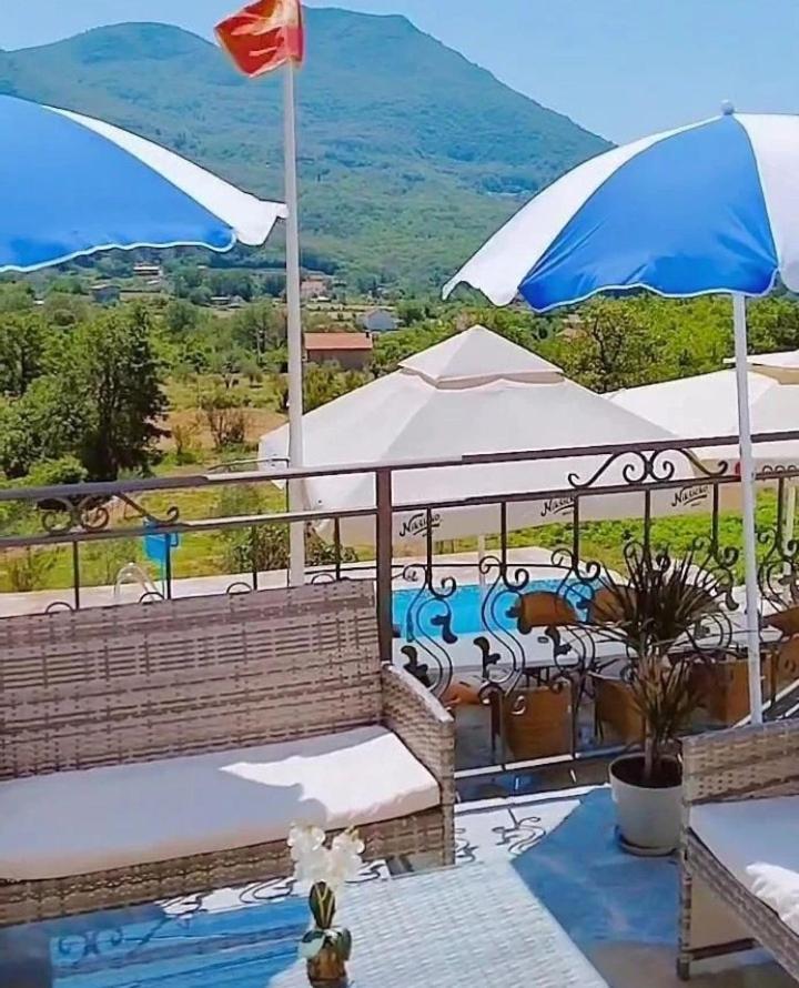 באר Apartmani Dumezic מראה חיצוני תמונה