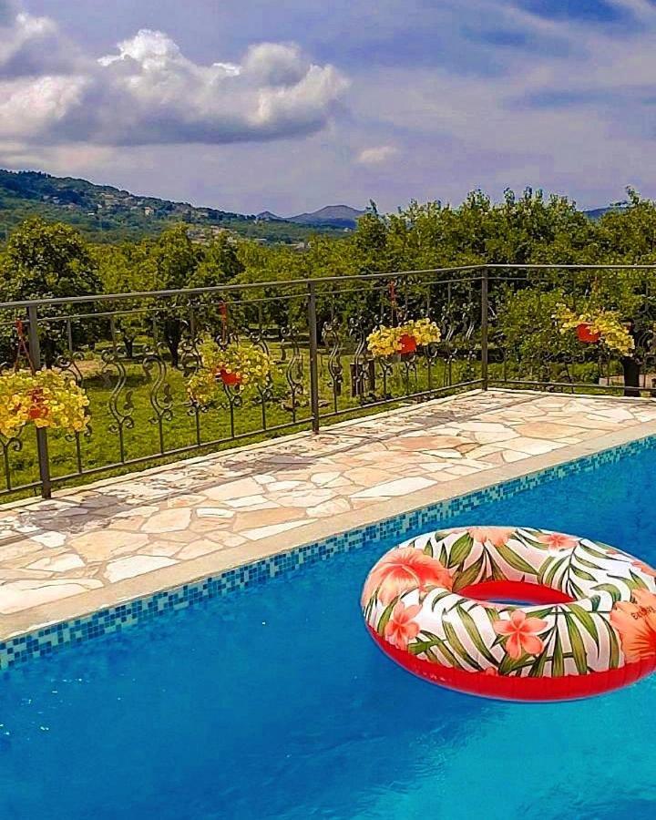 באר Apartmani Dumezic חדר תמונה