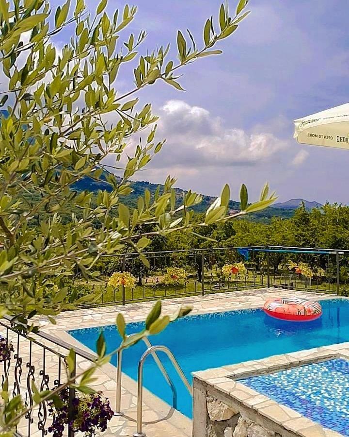 באר Apartmani Dumezic חדר תמונה