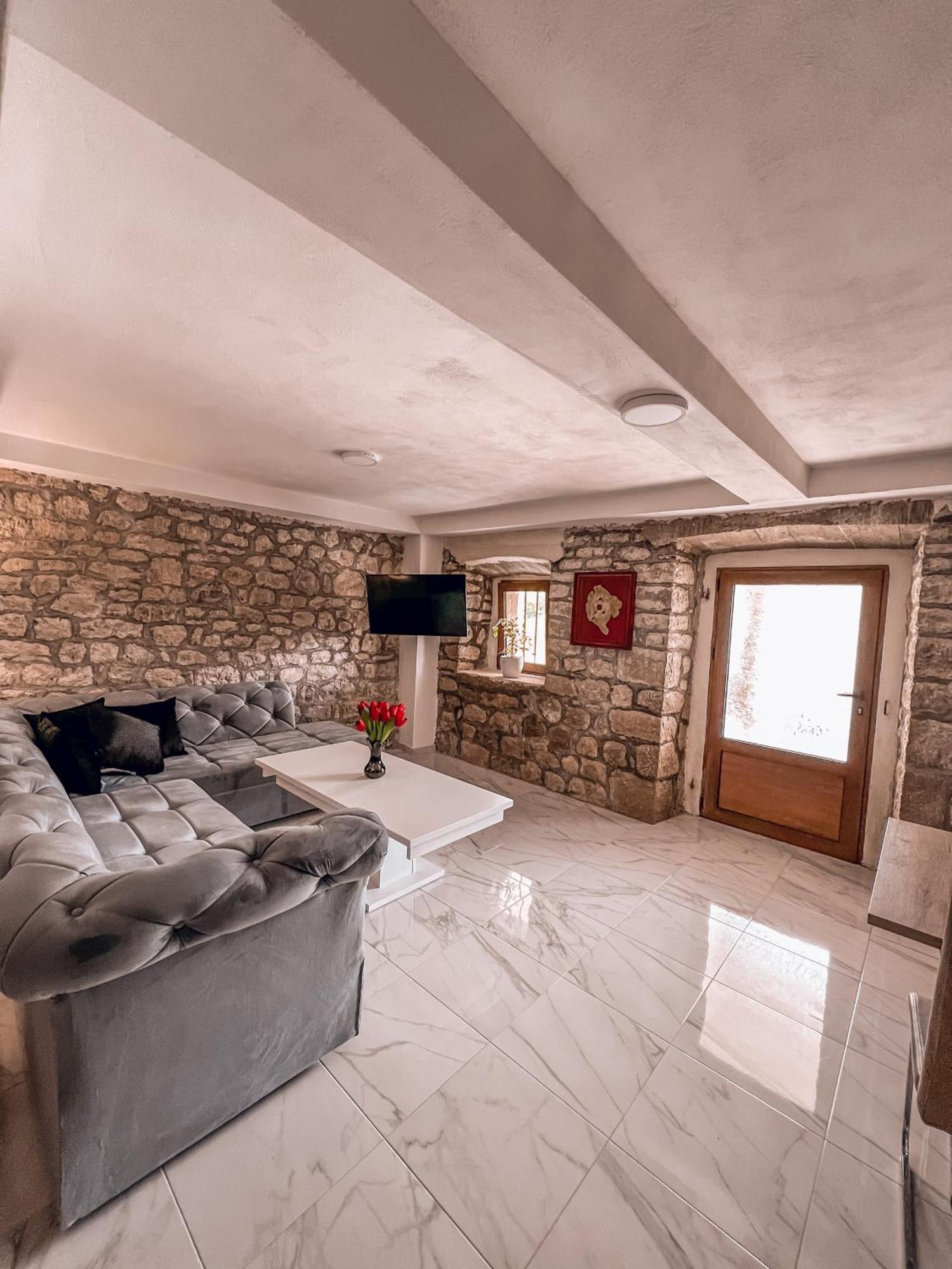 באר Apartmani Dumezic חדר תמונה